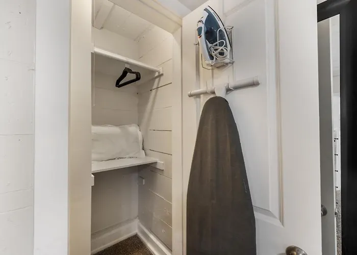 Holiday home Pet Friendly 3br 2bath Luxe Gem