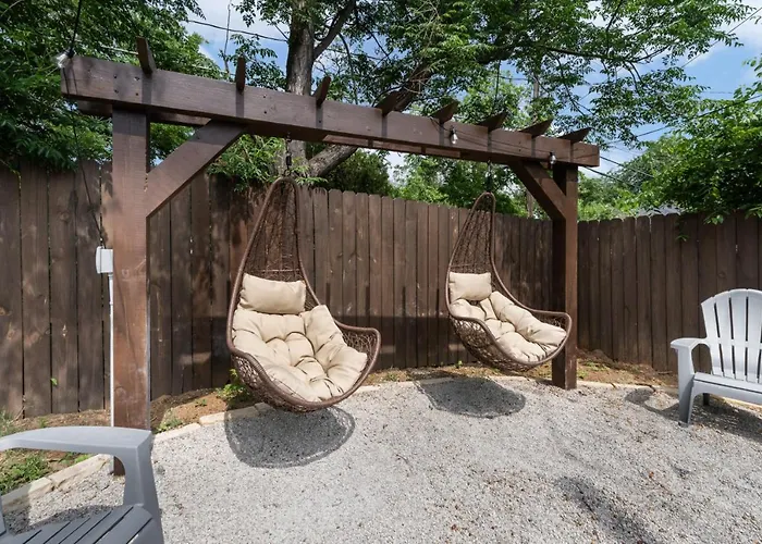 Pet Friendly 3br 2bath Luxe Gem * Fort Worth