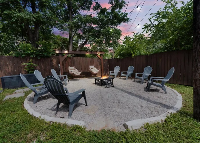 Pet Friendly 3br 2bath Luxe Gem Holiday home